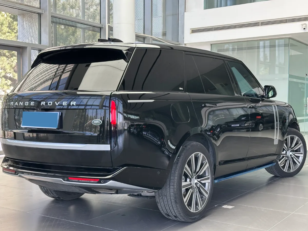 2025 Land Rover Range Rover 3.0T 400HP L6 8AT,autocango,china used car exporter,china ev exporter,chinese used car exporter,chinese used ev exporter