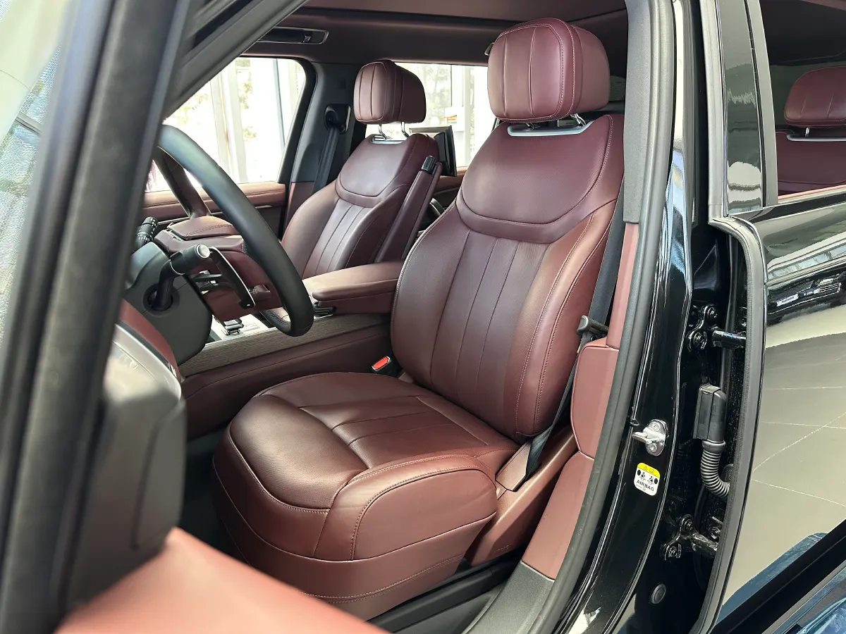 2025 Land Rover Range Rover 3.0T 400HP L6 8AT,autocango,china used car exporter,china ev exporter,chinese used car exporter,chinese used ev exporter