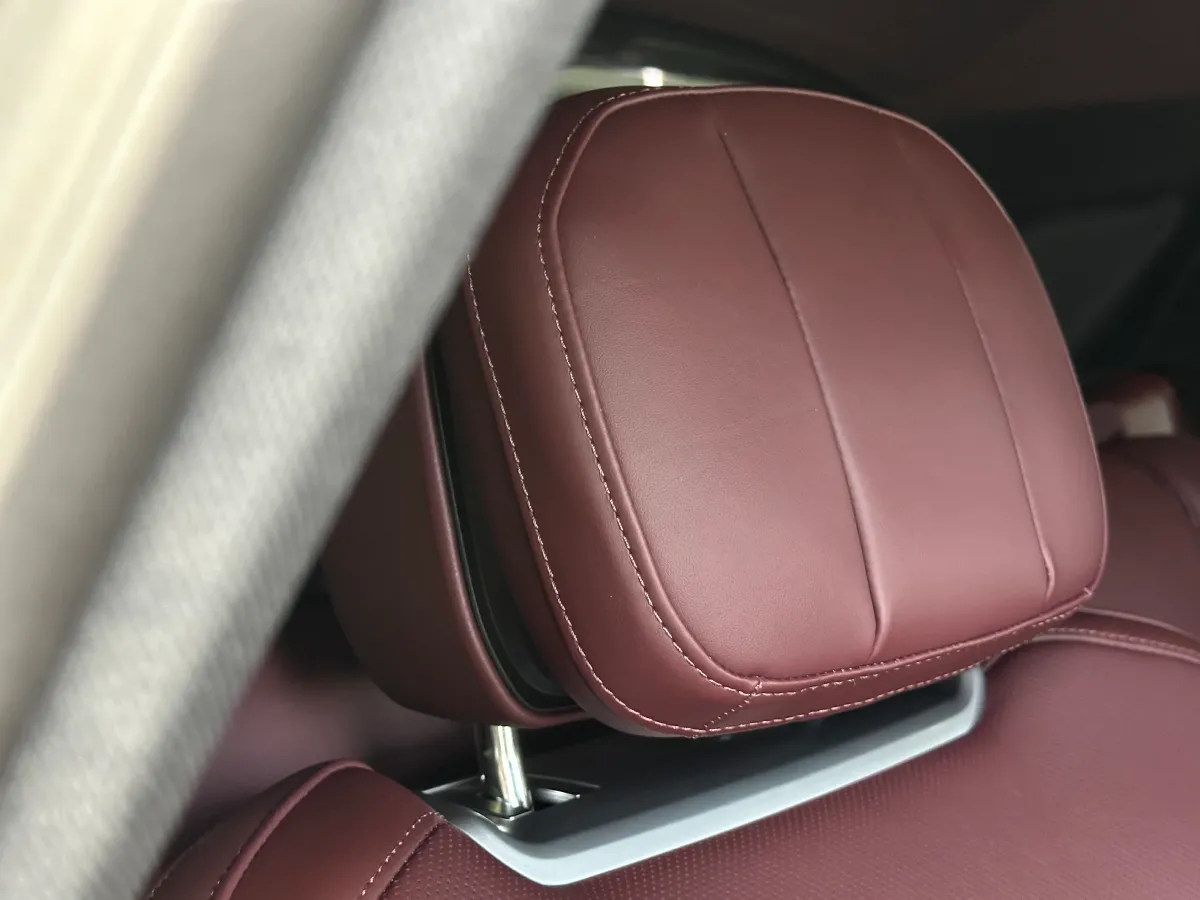 2025 Land Rover Range Rover 3.0T 400HP L6 8AT,autocango,china used car exporter,china ev exporter,chinese used car exporter,chinese used ev exporter