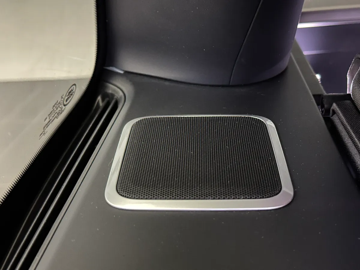 2025 Land Rover Range Rover 3.0T 400HP L6 8AT,autocango,china used car exporter,china ev exporter,chinese used car exporter,chinese used ev exporter