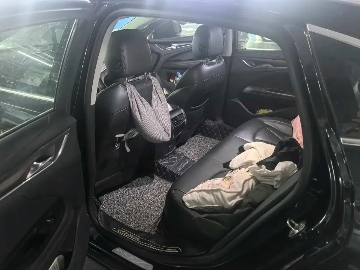 2021 Buick Larcosse 2.0T 237HP L4 9AT,autocango,china used car exporter,china ev exporter,chinese used car exporter,chinese used ev exporter