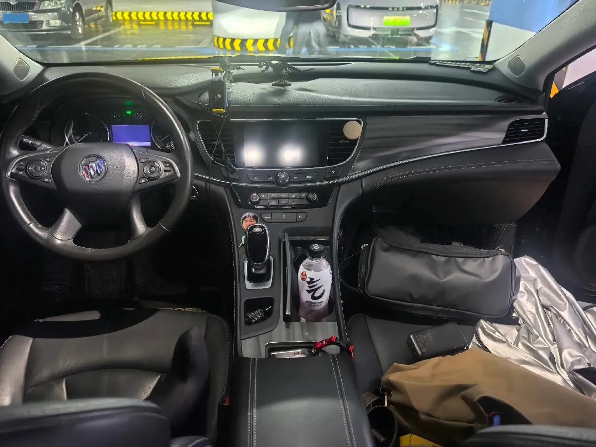 2021 Buick Larcosse 2.0T 237HP L4 9AT,autocango,china used car exporter,china ev exporter,chinese used car exporter,chinese used ev exporter