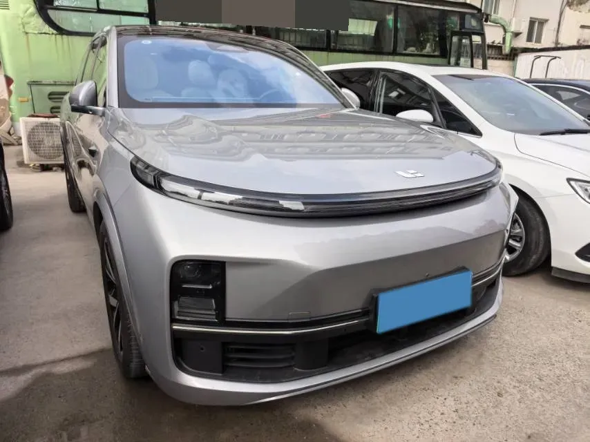 2023 Li L7 Range Extended 154HP REEV 40.9KWH,autocango,china used car exporter,china ev exporter,chinese used car exporter,chinese used ev exporter
