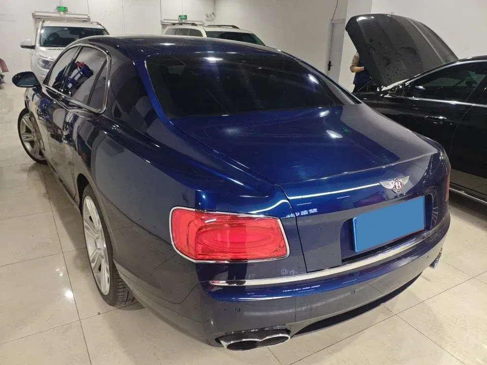 2017 Bentley Flying Spur 4.0T 507HP V8 8AT,autocango,china used car exporter,china ev exporter,chinese used car exporter,chinese used ev exporter