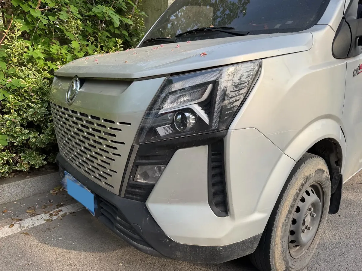 2023 DongFeng DFAC YuFeng 2.3T 143HP L4 6MT,autocango,china used car exporter,china ev exporter,chinese used car exporter,chinese used ev exporter