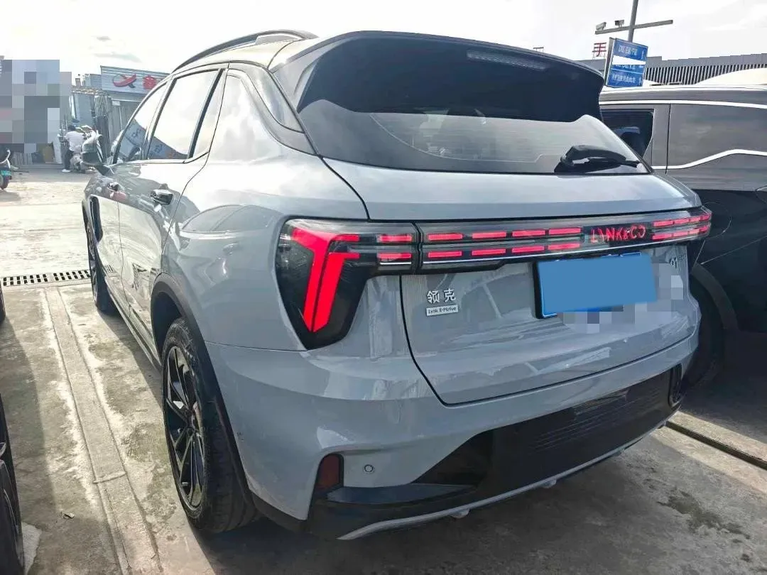2022 Isuzu Mu-X 2.0T 220HP L4 8AT,autocango,china used car exporter,china ev exporter,chinese used car exporter,chinese used ev exporter