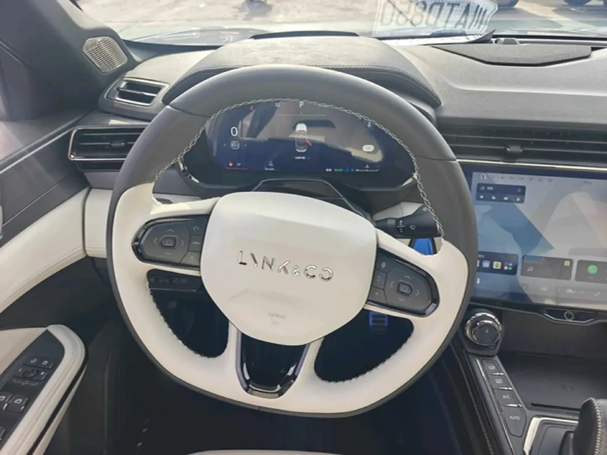 2022 Isuzu Mu-X 2.0T 220HP L4 8AT,autocango,china used car exporter,china ev exporter,chinese used car exporter,chinese used ev exporter