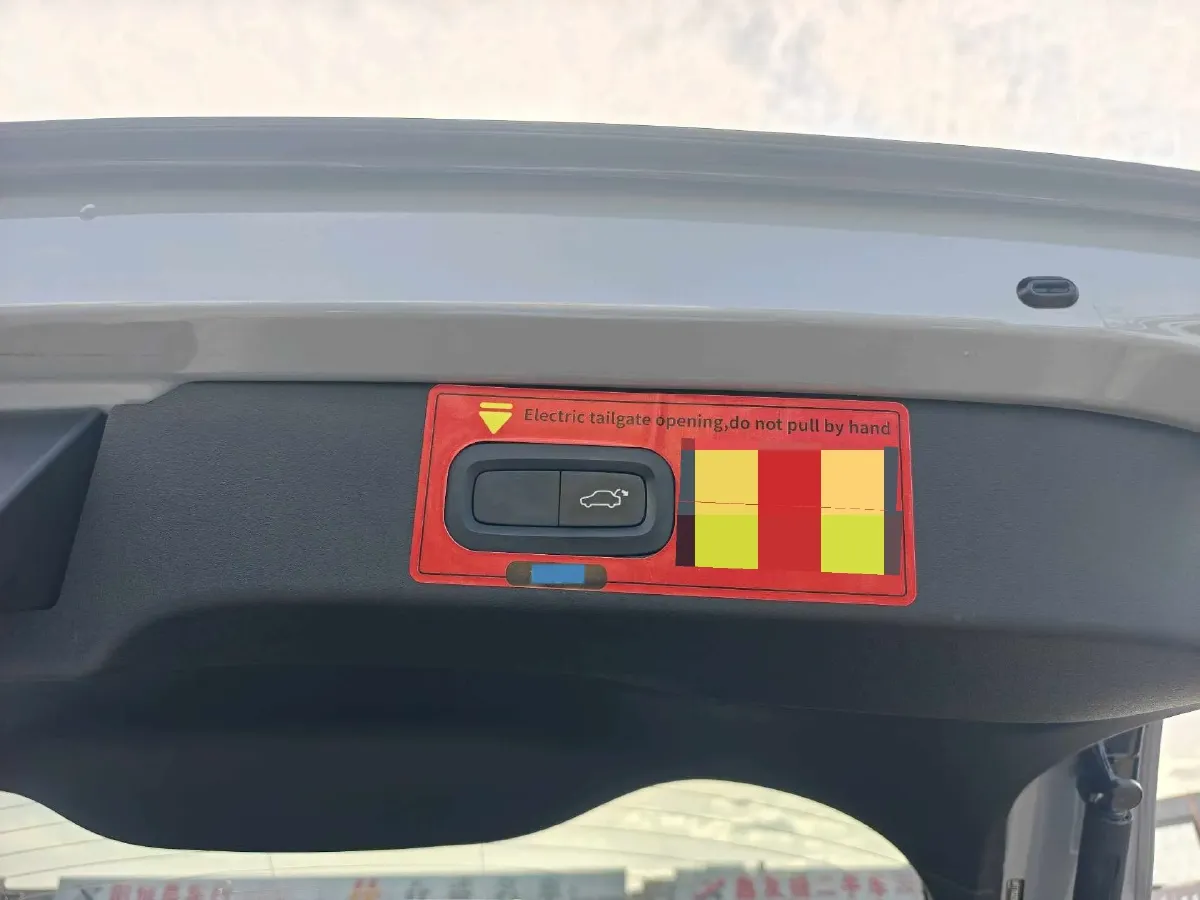 2022 Isuzu Mu-X 2.0T 220HP L4 8AT,autocango,china used car exporter,china ev exporter,chinese used car exporter,chinese used ev exporter