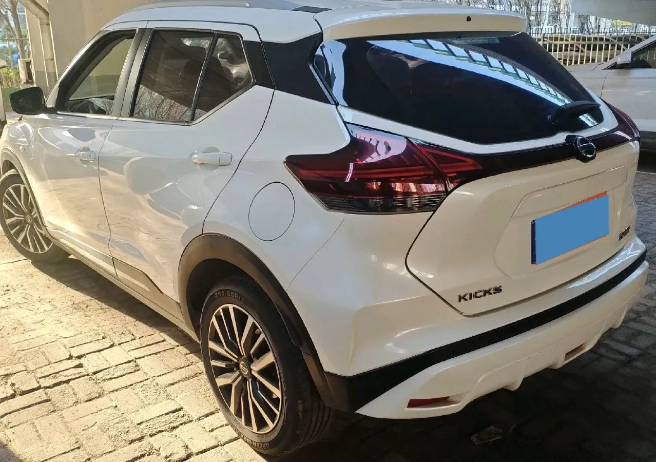 2022 Nissan Kicks 1.5L 122HP L4 CVT,autocango,china used car exporter,china ev exporter,chinese used car exporter,chinese used ev exporter
