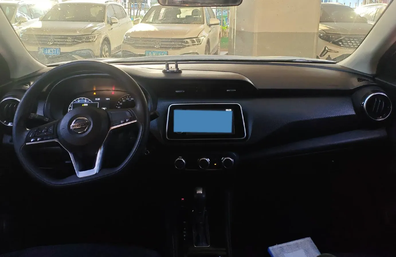 2022 Nissan Kicks 1.5L 122HP L4 CVT,autocango,china used car exporter,china ev exporter,chinese used car exporter,chinese used ev exporter