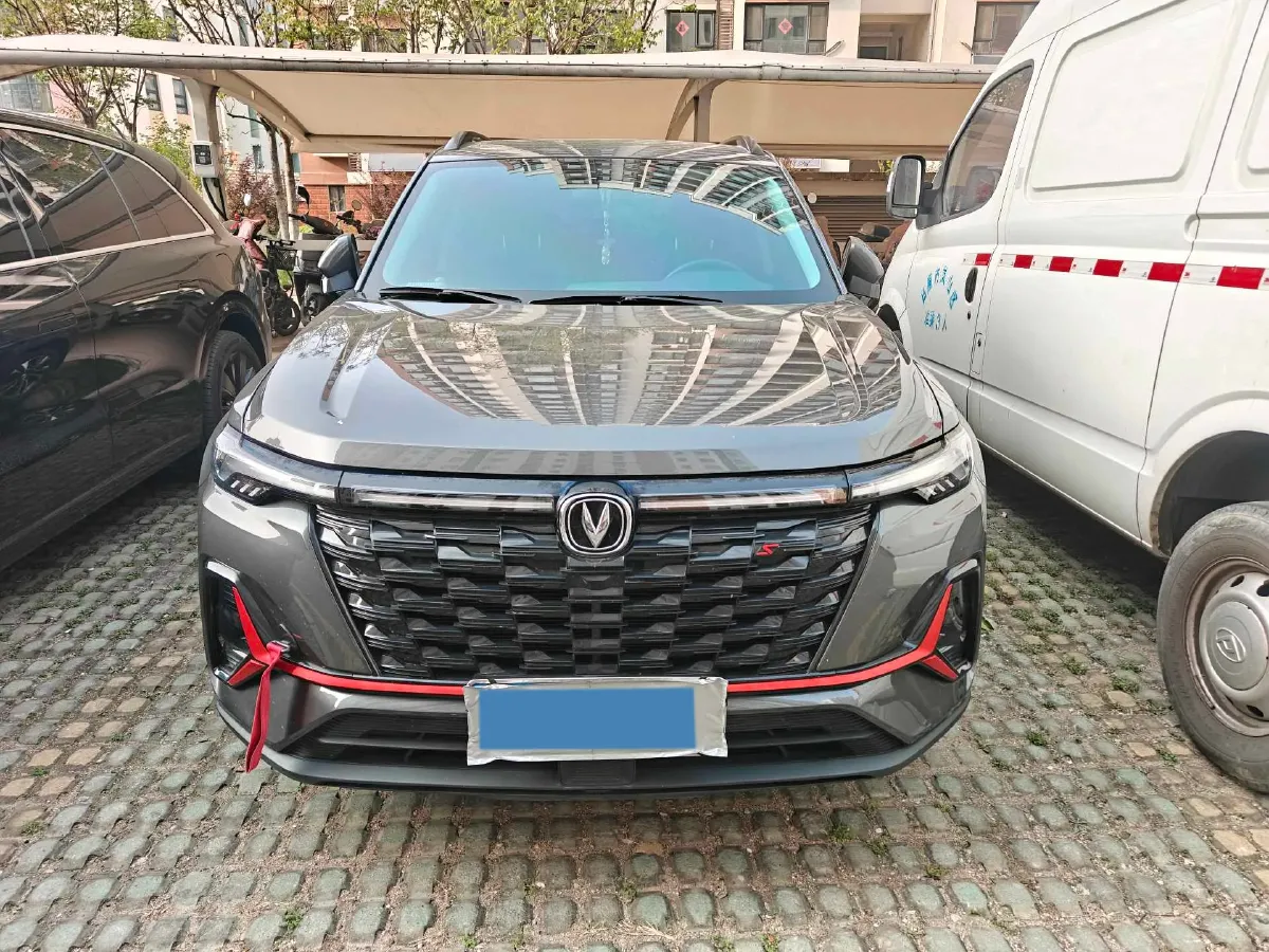 2023 ChangAn CS35 Plus 1.4T 160HP L4 7DCT,autocango,china used car exporter,china ev exporter,chinese used car exporter,chinese used ev exporter