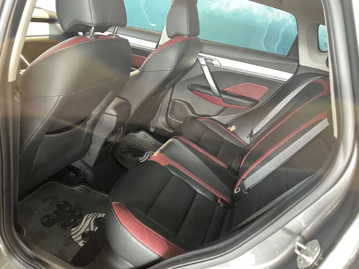 2021 Geely Coolray 1.4T 141HP L4 6DCT,autocango,china used car exporter,china ev exporter,chinese used car exporter,chinese used ev exporter