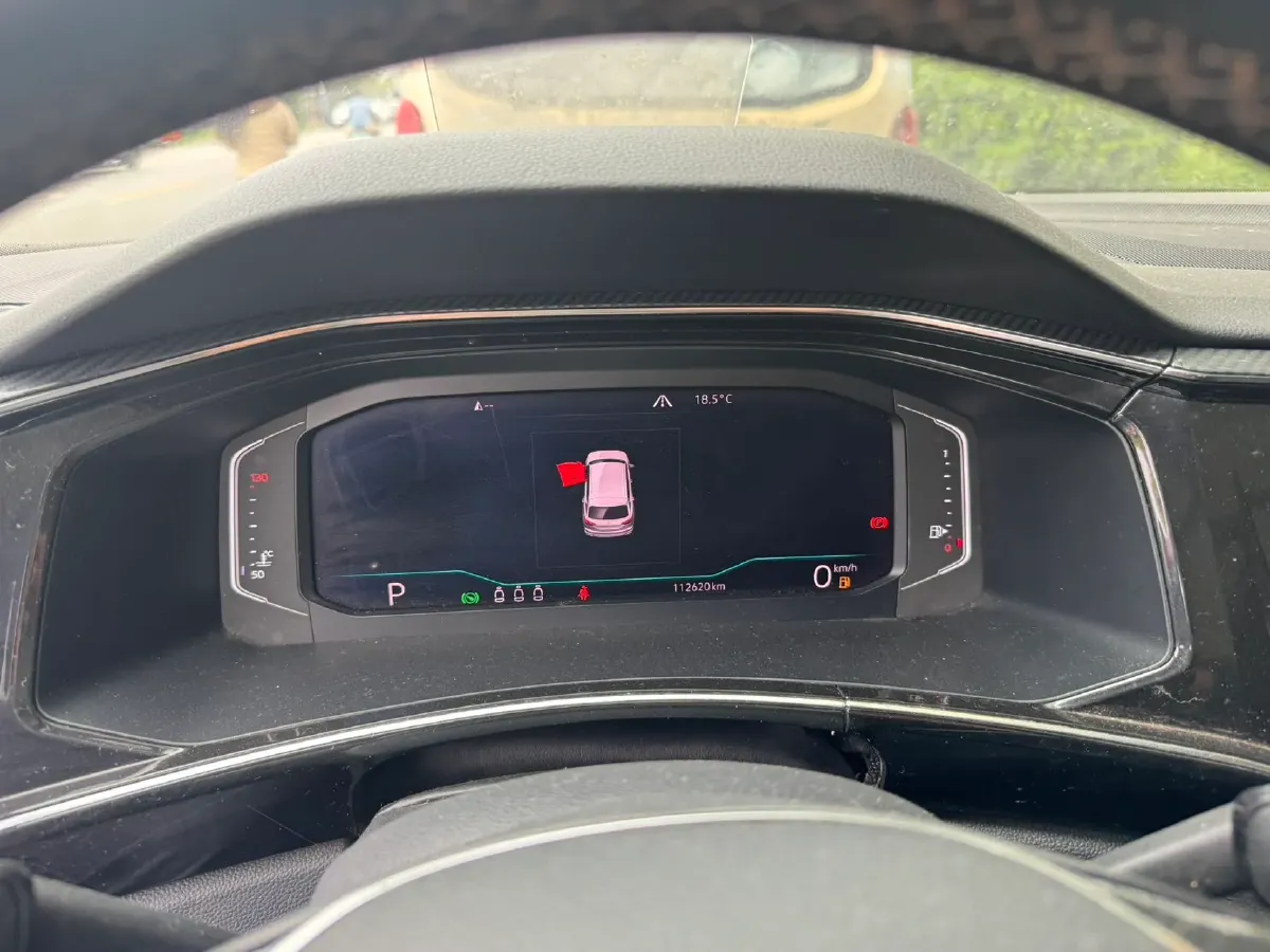 2019 Jeep Cherokee 2.0T 265HP L4 9AT,autocango,china used car exporter,china ev exporter,chinese used car exporter,chinese used ev exporter