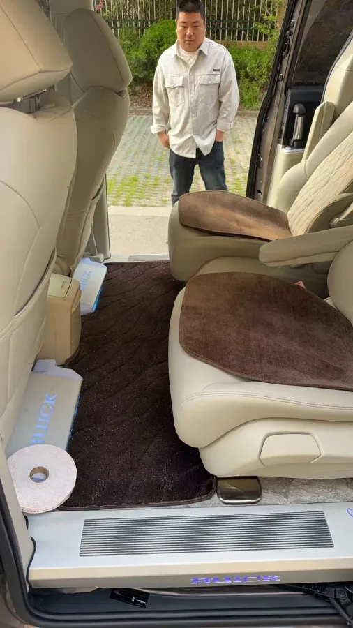 2023 Buick GL8 2.0T 237HP L4 9AT,autocango,china used car exporter,china ev exporter,chinese used car exporter,chinese used ev exporter