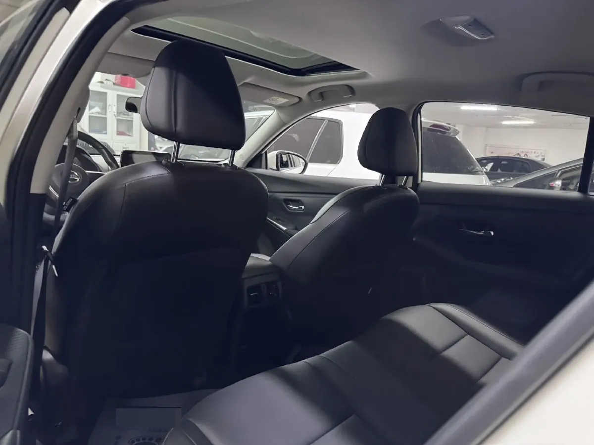 2021 Nissan Sylphy 1.6L 135HP L4 CVT,autocango,china used car exporter,china ev exporter,chinese used car exporter,chinese used ev exporter