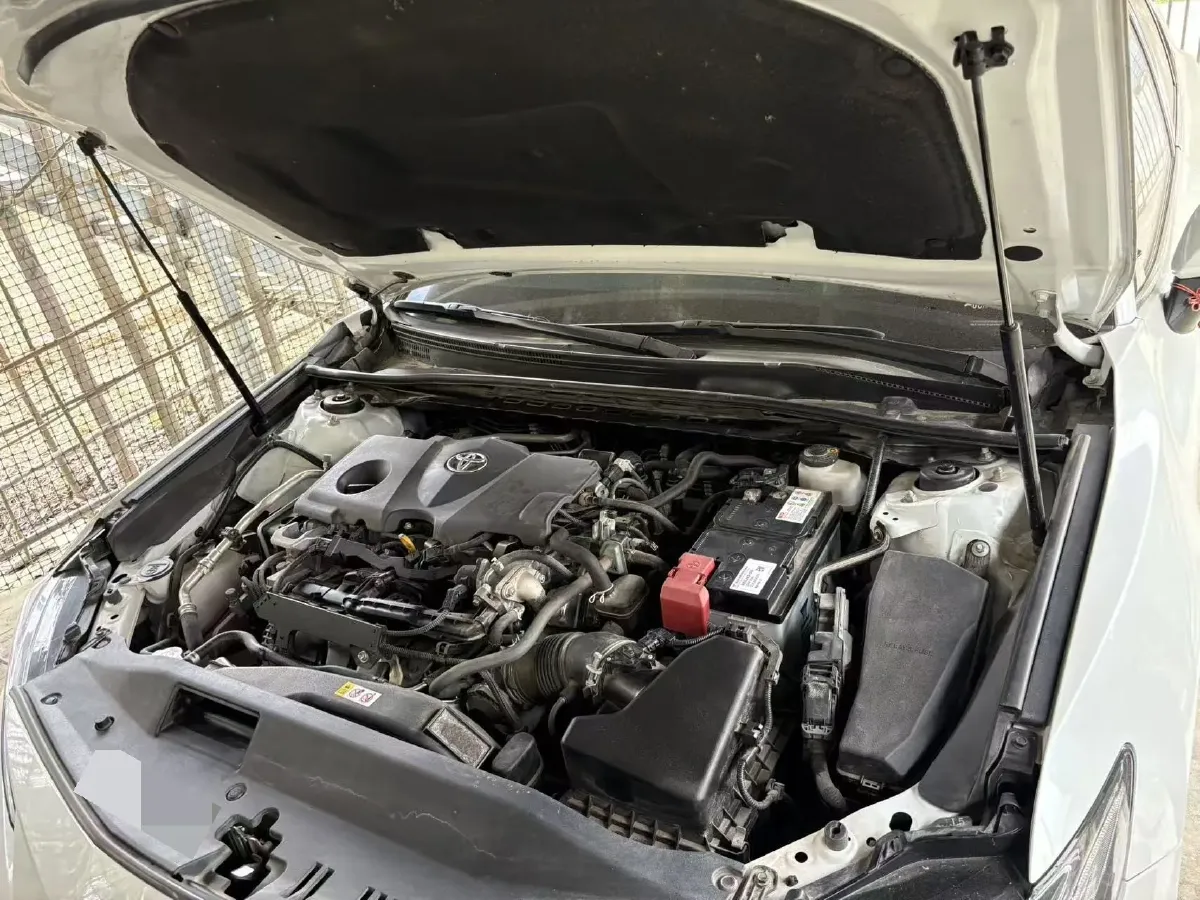 2021 Toyota Camry 2.5L 209HP L4 8AT,autocango,china used car exporter,china ev exporter,chinese used car exporter,chinese used ev exporter