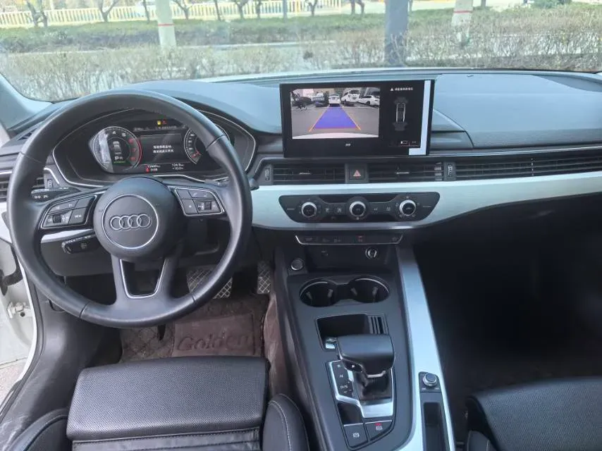 2023 Audi A4L 2.0T 190HP L4 7DCT,autocango,china used car exporter,china ev exporter,chinese used car exporter,chinese used ev exporter