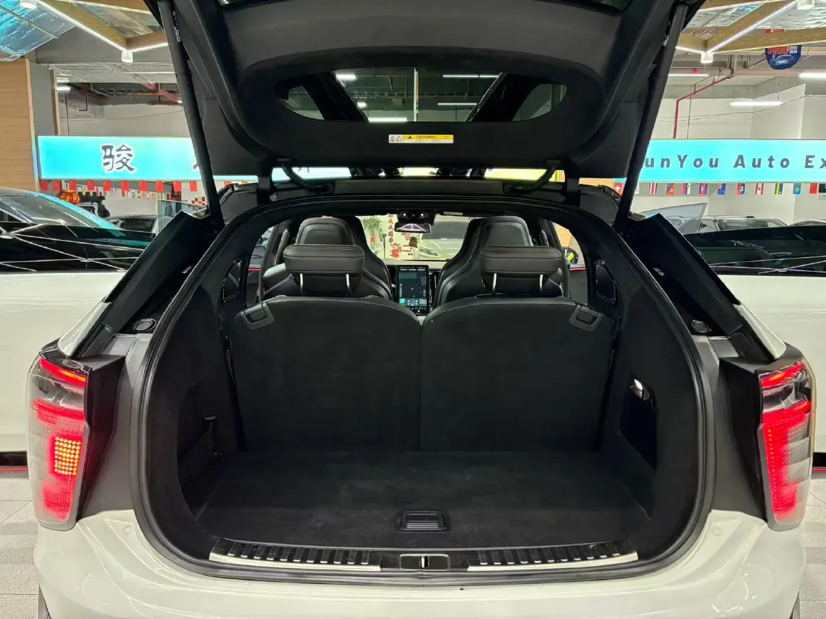 2021 HiPhi X BEV 97KWH,autocango,china used car exporter,china ev exporter,chinese used car exporter,chinese used ev exporter