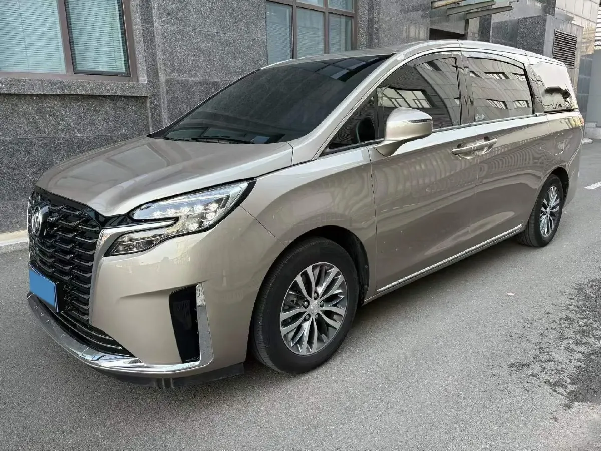 2023 Buick GL8 2.0T 237HP L4 9AT,autocango,china used car exporter,china ev exporter,chinese used car exporter,chinese used ev exporter