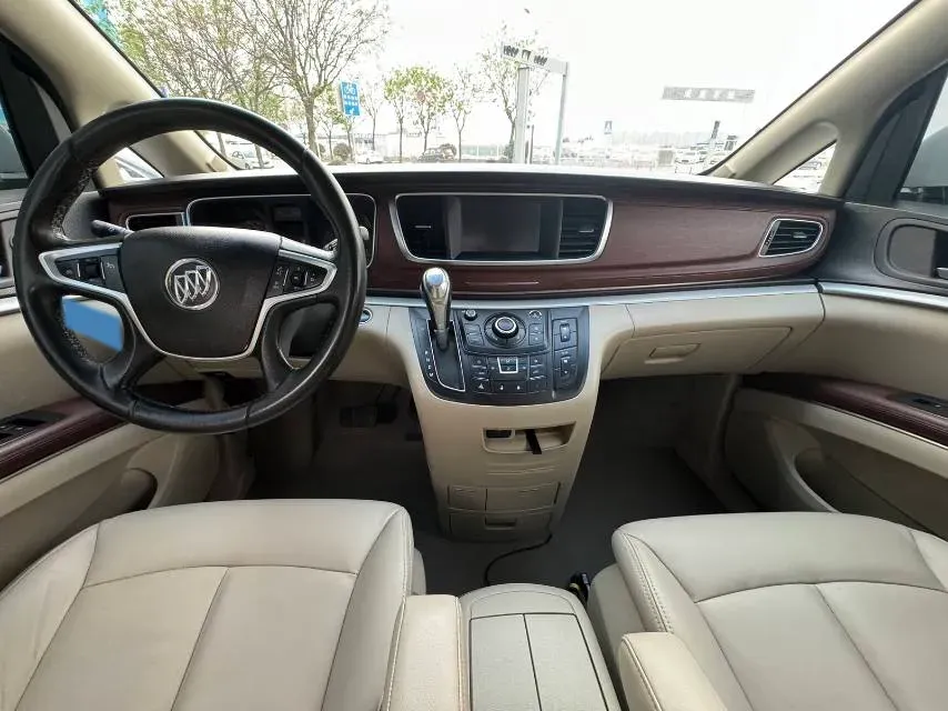 2018 Buick GL8 2.0T 260HP L4 6AT,autocango,china used car exporter,china ev exporter,chinese used car exporter,chinese used ev exporter