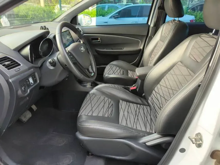 2018 KaiYi E3 1.5L 109HP L4 4AT,autocango,china used car exporter,china ev exporter,chinese used car exporter,chinese used ev exporter