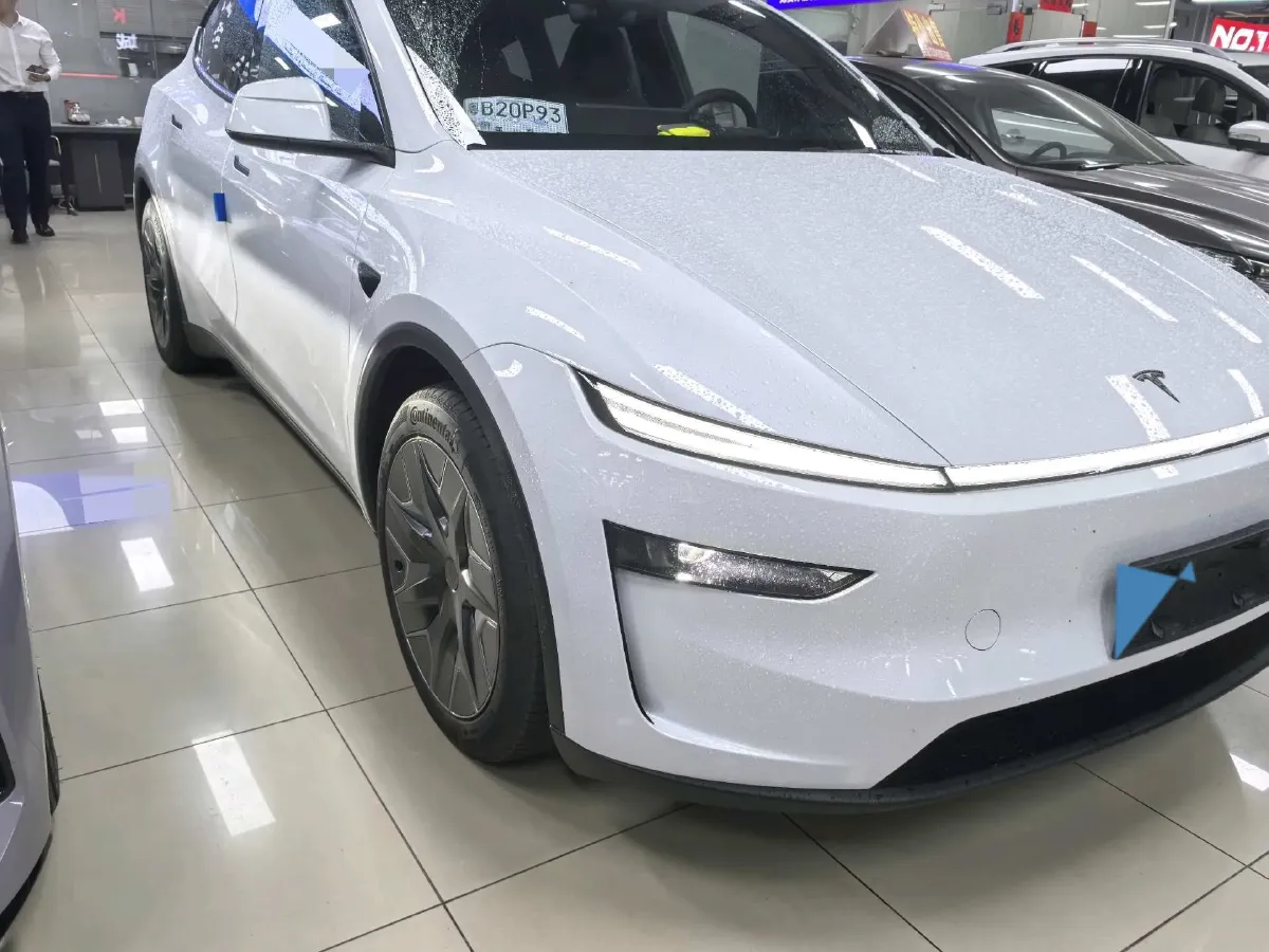 2025 Tesla Model Y L BEV,autocango,china used car exporter,china ev exporter,chinese used car exporter,chinese used ev exporter