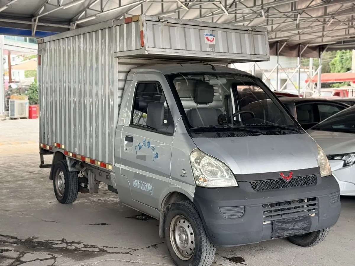 2018 WuLing RongGuang New Truck 1.5L 107HP L4 5MT,autocango,china used car exporter,china ev exporter,chinese used car exporter,chinese used ev exporter