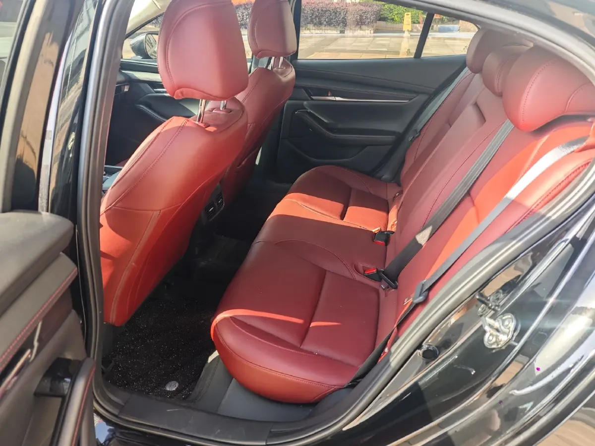 2025 Mazda 3 Axela 2.0L 158HP L4 6AT,autocango,china used car exporter,china ev exporter,chinese used car exporter,chinese used ev exporter