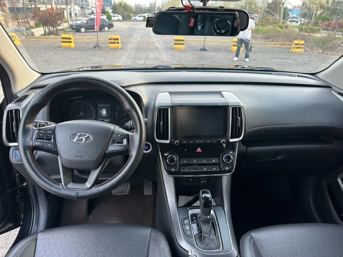 2019 Hyundai ix35 2.0L 160HP L4 6AT,autocango,china used car exporter,china ev exporter,chinese used car exporter,chinese used ev exporter