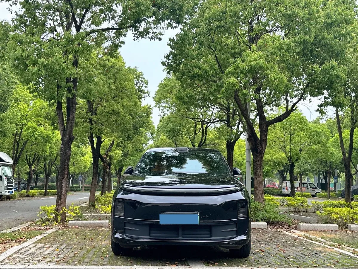 2024 Li L6 Range Extended 154HP L4 REEV 36.8KWH,autocango,china used car exporter,china ev exporter,chinese used car exporter,chinese used ev exporter