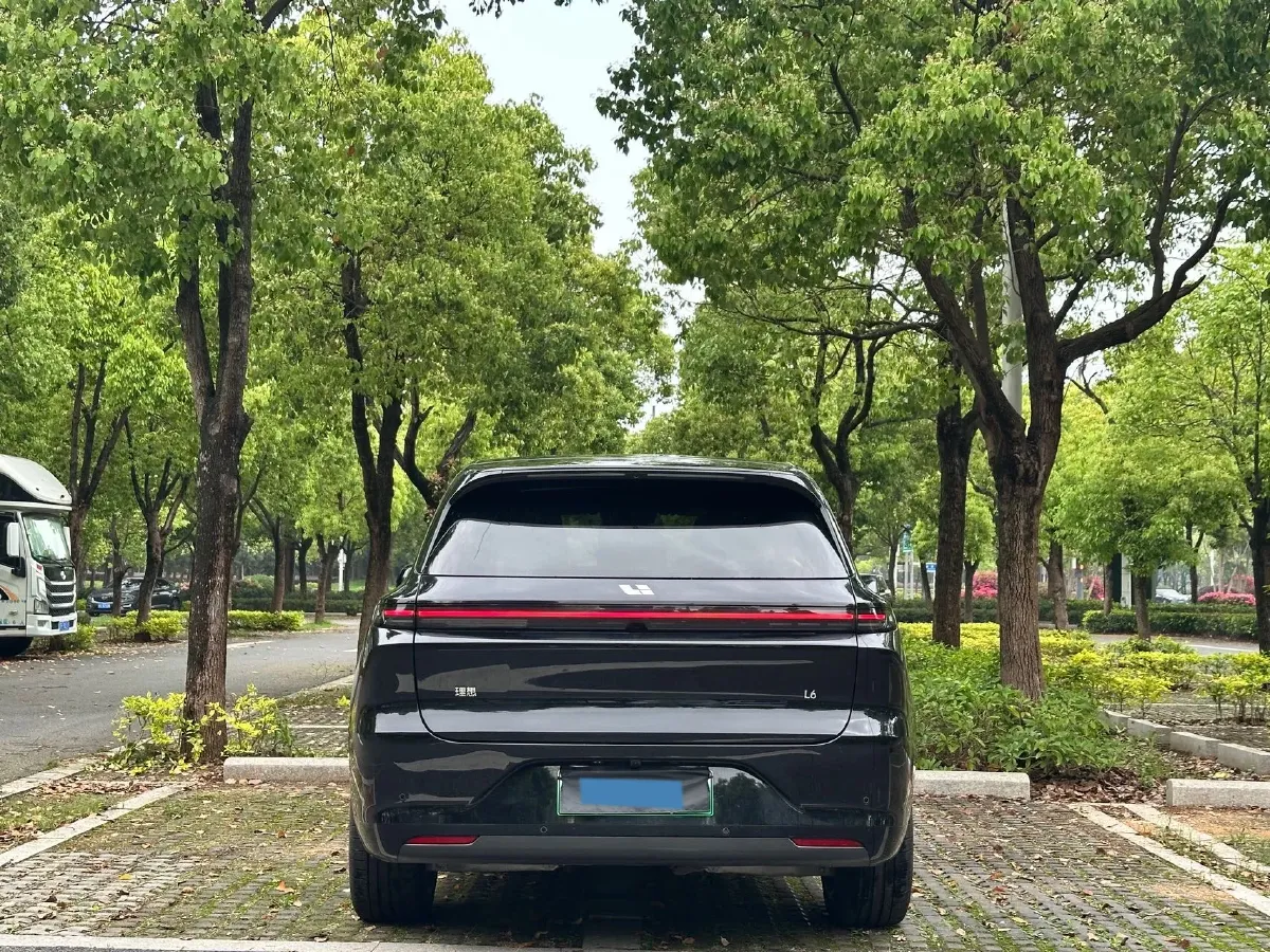 2024 Li L6 Range Extended 154HP L4 REEV 36.8KWH,autocango,china used car exporter,china ev exporter,chinese used car exporter,chinese used ev exporter