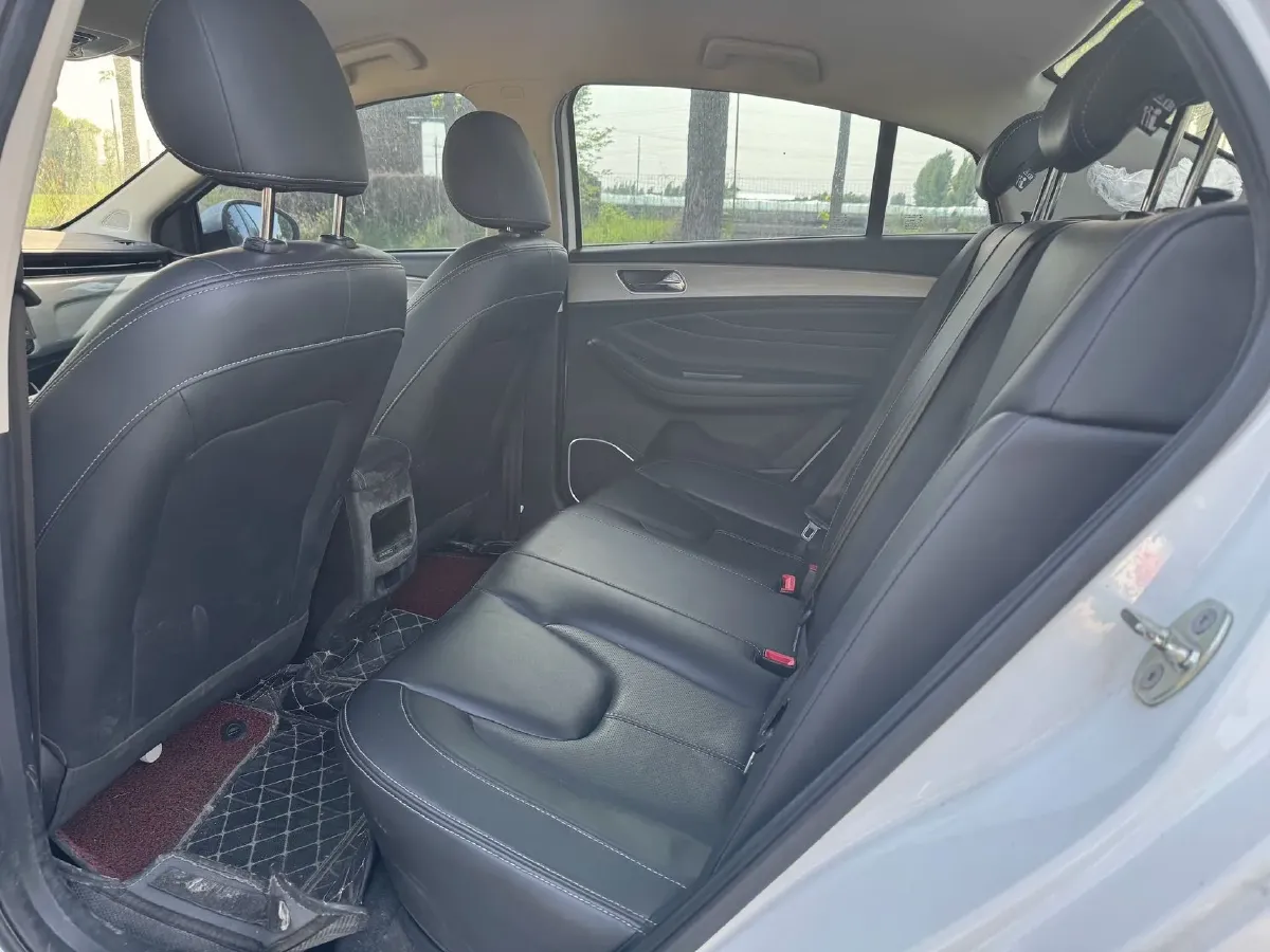 2019 Chery Arrizo 5 1.5L 116HP L4 5MT,autocango,china used car exporter,china ev exporter,chinese used car exporter,chinese used ev exporter