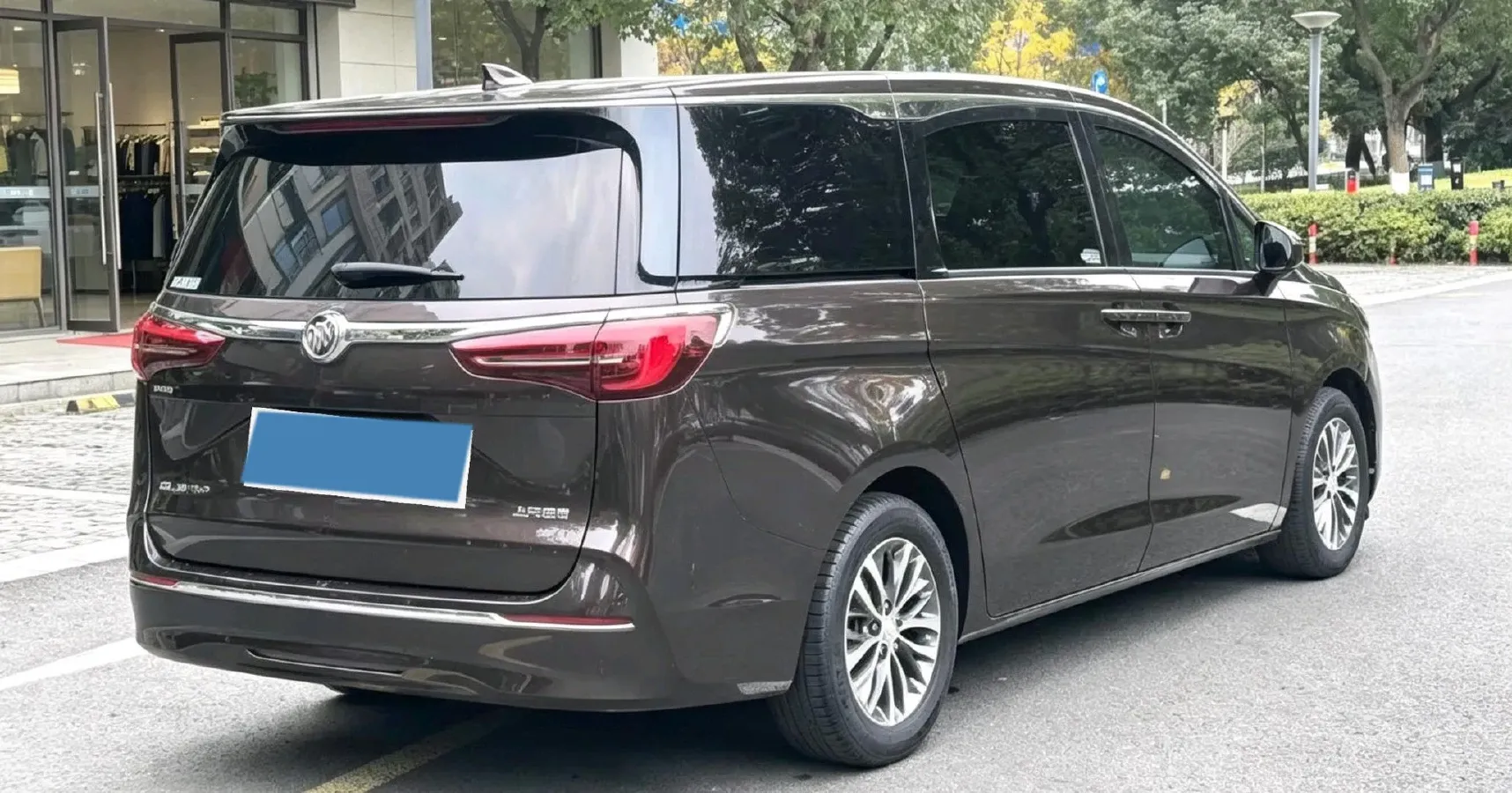 2021 Buick GL8 2.0T 237HP L4 9AT,autocango,china used car exporter,china ev exporter,chinese used car exporter,chinese used ev exporter
