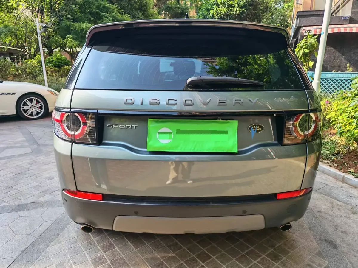 2018 Land Rover Discovery Sport 2.0T 241HP L4 9AT,autocango,china used car exporter,china ev exporter,chinese used car exporter,chinese used ev exporter