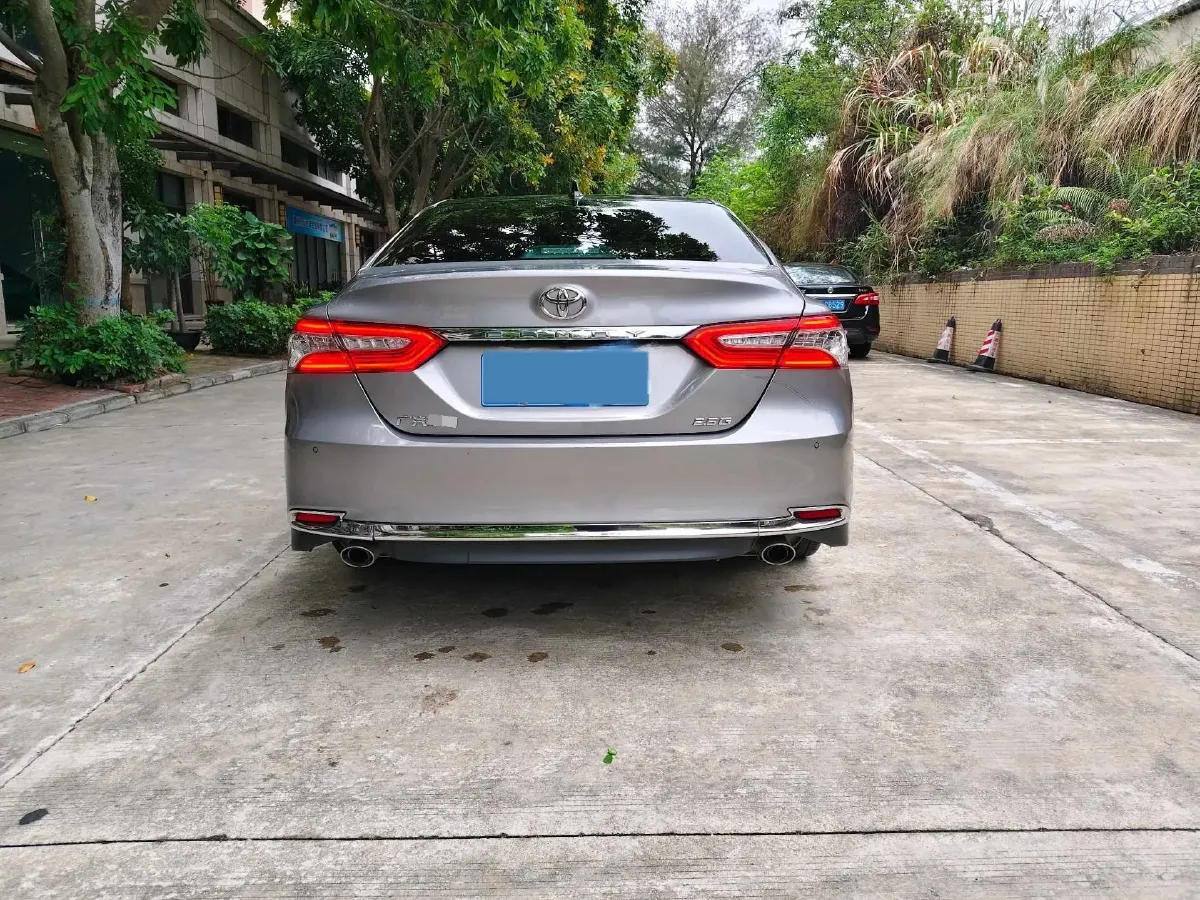 2023 Toyota Camry 2.5L 207HP L4 8AT,autocango,china used car exporter,china ev exporter,chinese used car exporter,chinese used ev exporter