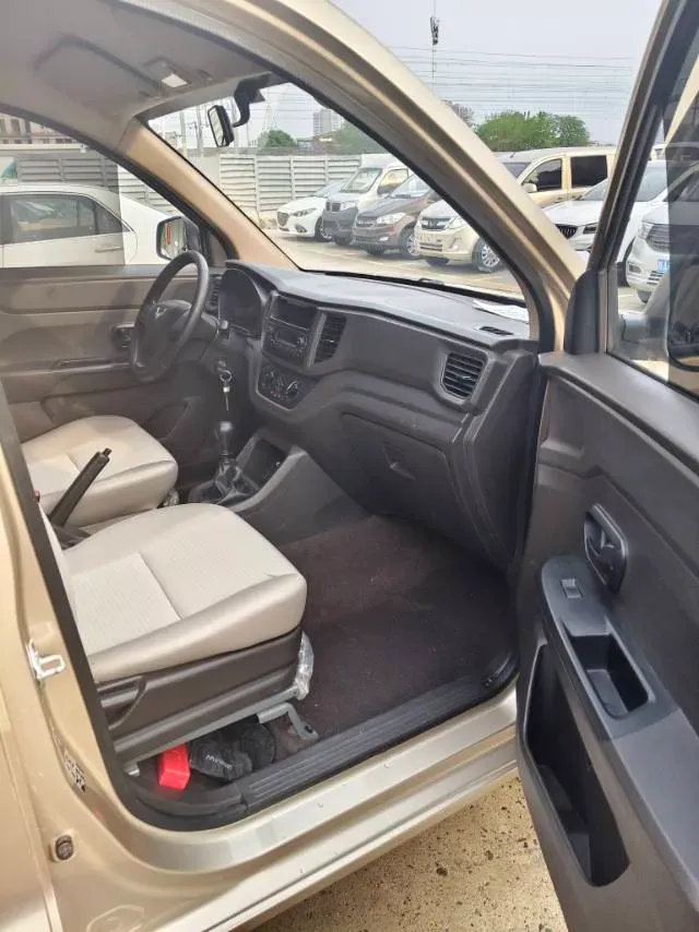 2021 ChangAn KuaYue KuaYueWang X3 1.6L 122HP L4 5MT,autocango,china used car exporter,china ev exporter,chinese used car exporter,chinese used ev exporter