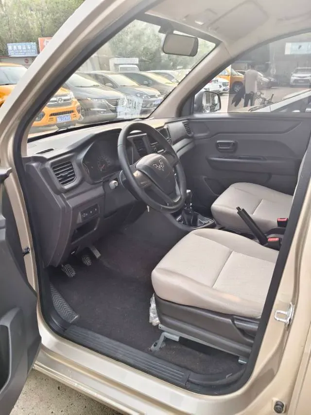 2021 ChangAn KuaYue KuaYueWang X3 1.6L 122HP L4 5MT,autocango,china used car exporter,china ev exporter,chinese used car exporter,chinese used ev exporter