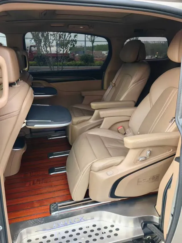 2020 Buick GL8 2.0T 237HP L4 9AT,autocango,china used car exporter,china ev exporter,chinese used car exporter,chinese used ev exporter