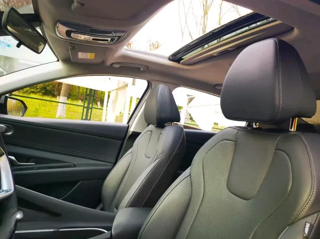 2022 Hyundai Elantra 1.5L 115HP L4 CVT,autocango,china used car exporter,china ev exporter,chinese used car exporter,chinese used ev exporter