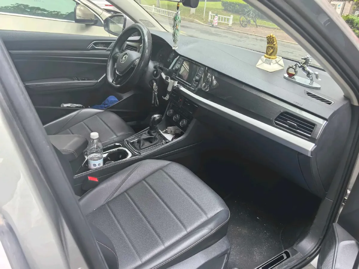 2019 Volkswagen Lavida 1.5L 113HP L4 6AT,autocango,china used car exporter,china ev exporter,chinese used car exporter,chinese used ev exporter