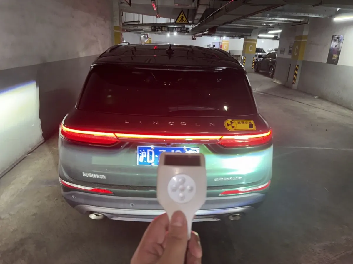 2022 Lincoln Corsair 2.0T 245HP L4 8AT,autocango,china used car exporter,china ev exporter,chinese used car exporter,chinese used ev exporter