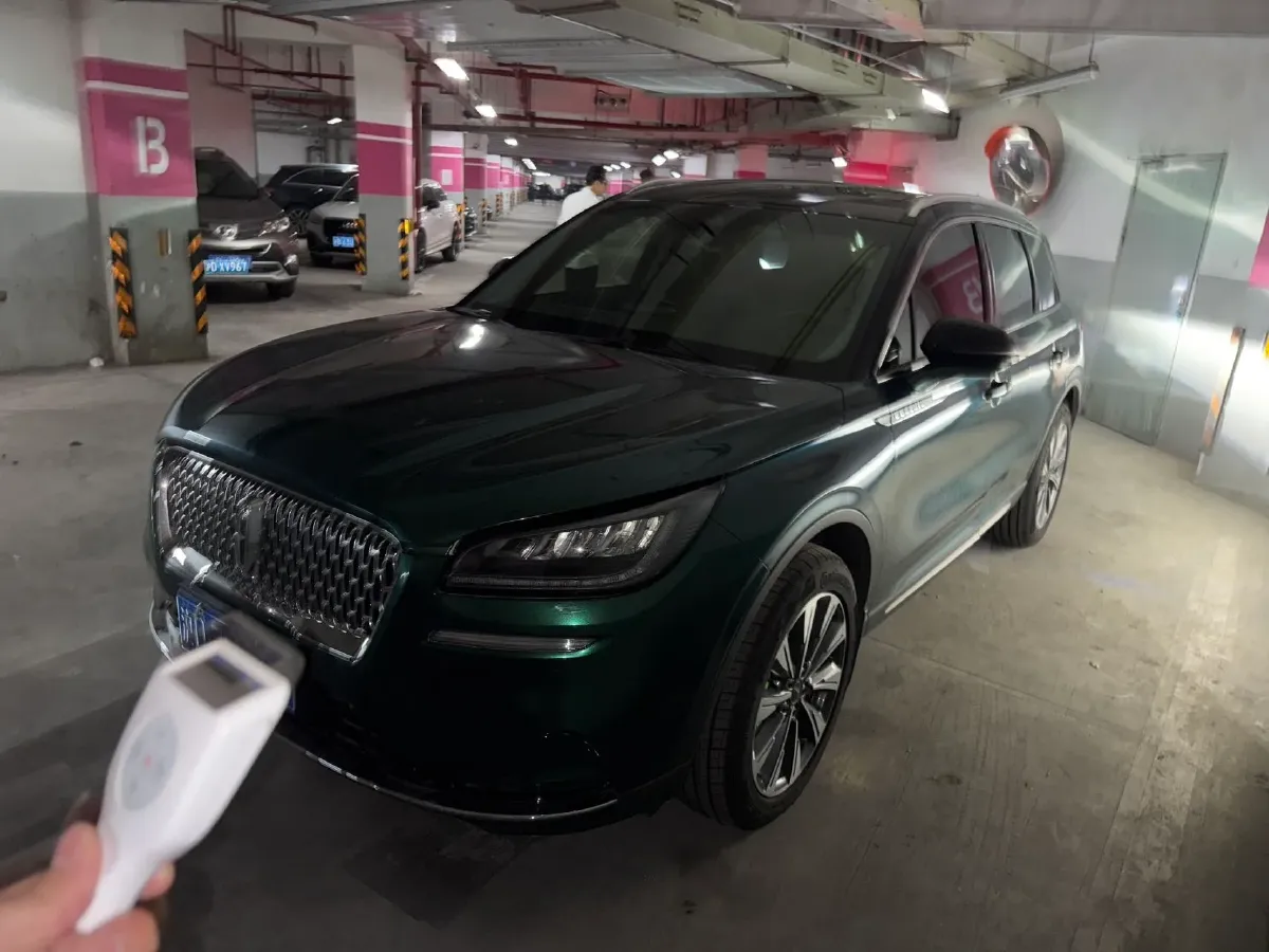 2022 Lincoln Corsair 2.0T 245HP L4 8AT,autocango,china used car exporter,china ev exporter,chinese used car exporter,chinese used ev exporter