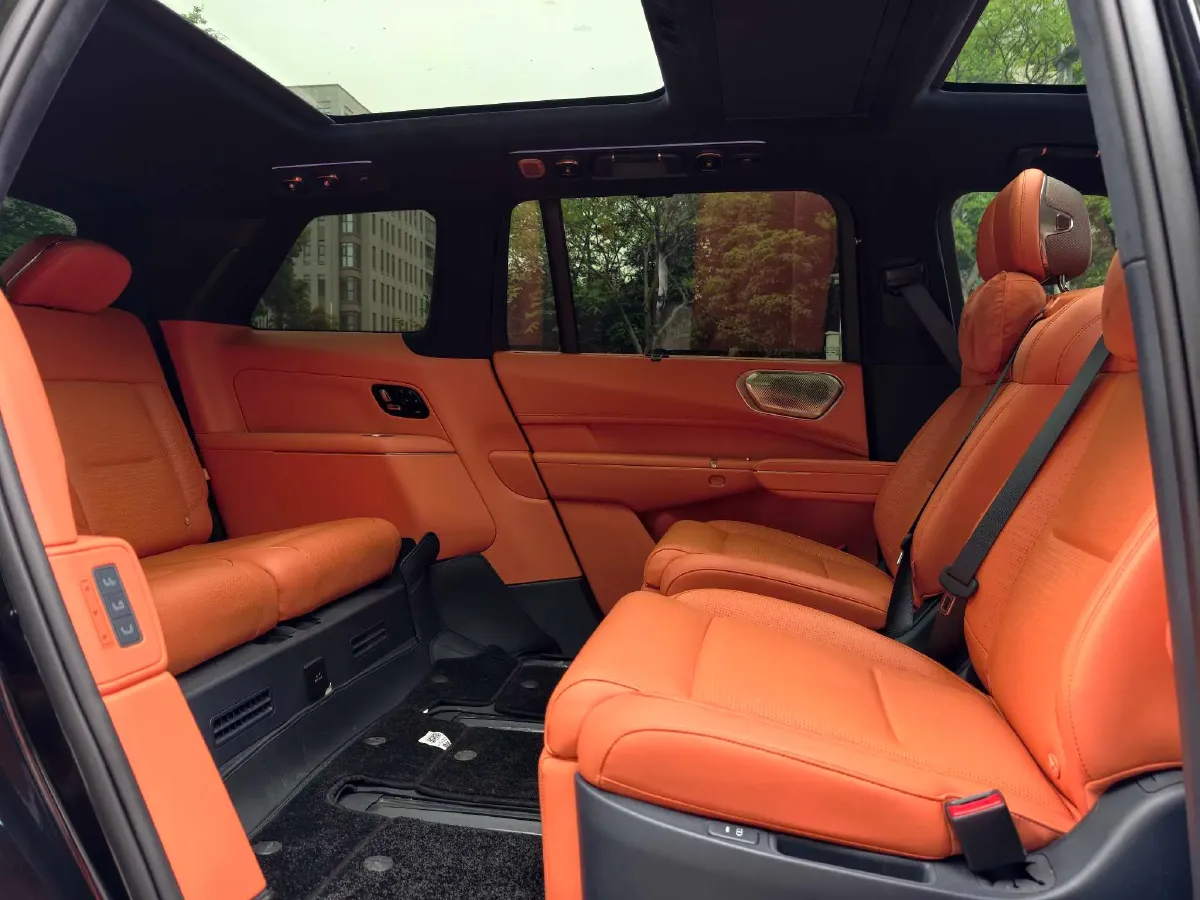 2025 LYNK&CO 900 2.0T 254HP L4 3DHT PHEV,autocango,china used car exporter,china ev exporter,chinese used car exporter,chinese used ev exporter