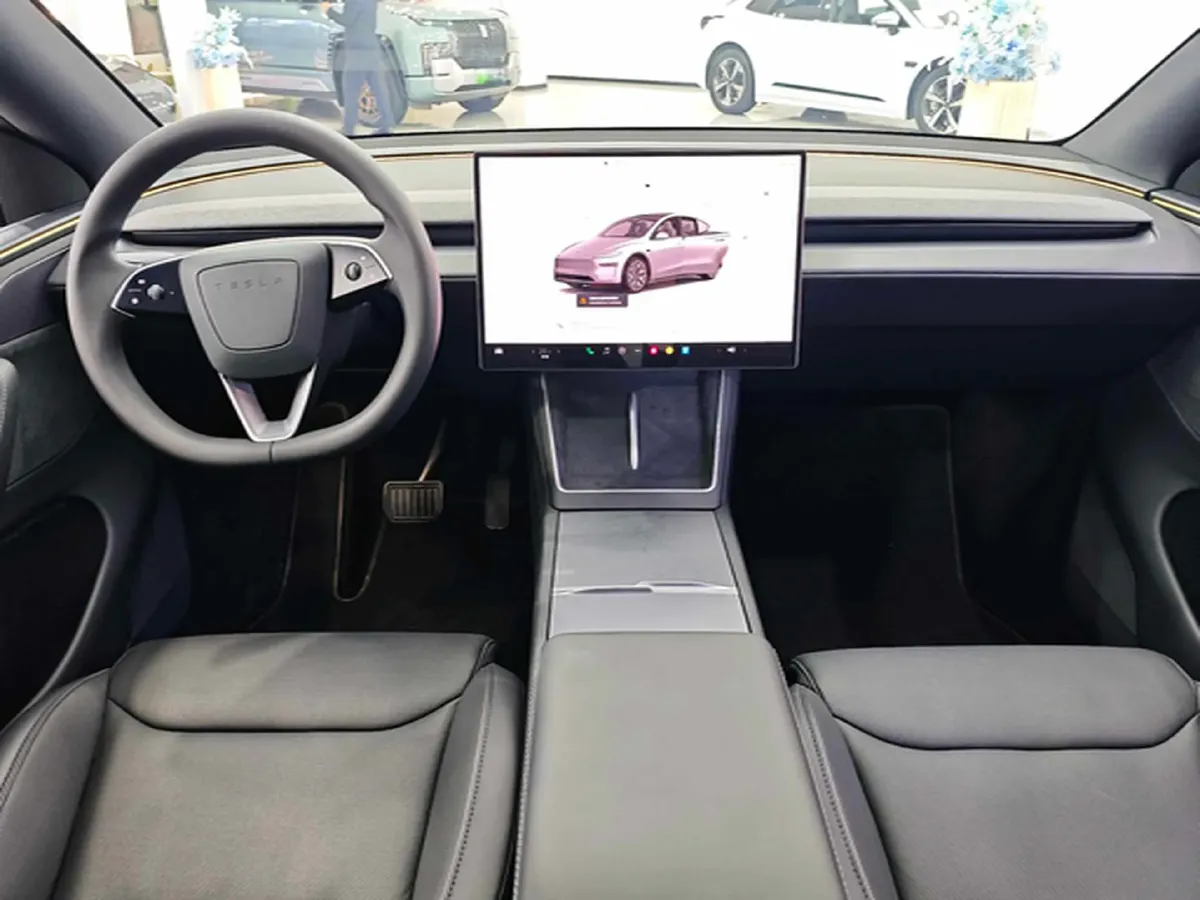 2025 Tesla Model Y L BEV,autocango,china used car exporter,china ev exporter,chinese used car exporter,chinese used ev exporter