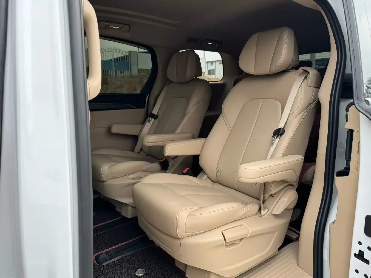 2025 Buick GL8 1.5T 180HP L4 2DHT PHEV,autocango,china used car exporter,china ev exporter,chinese used car exporter,chinese used ev exporter