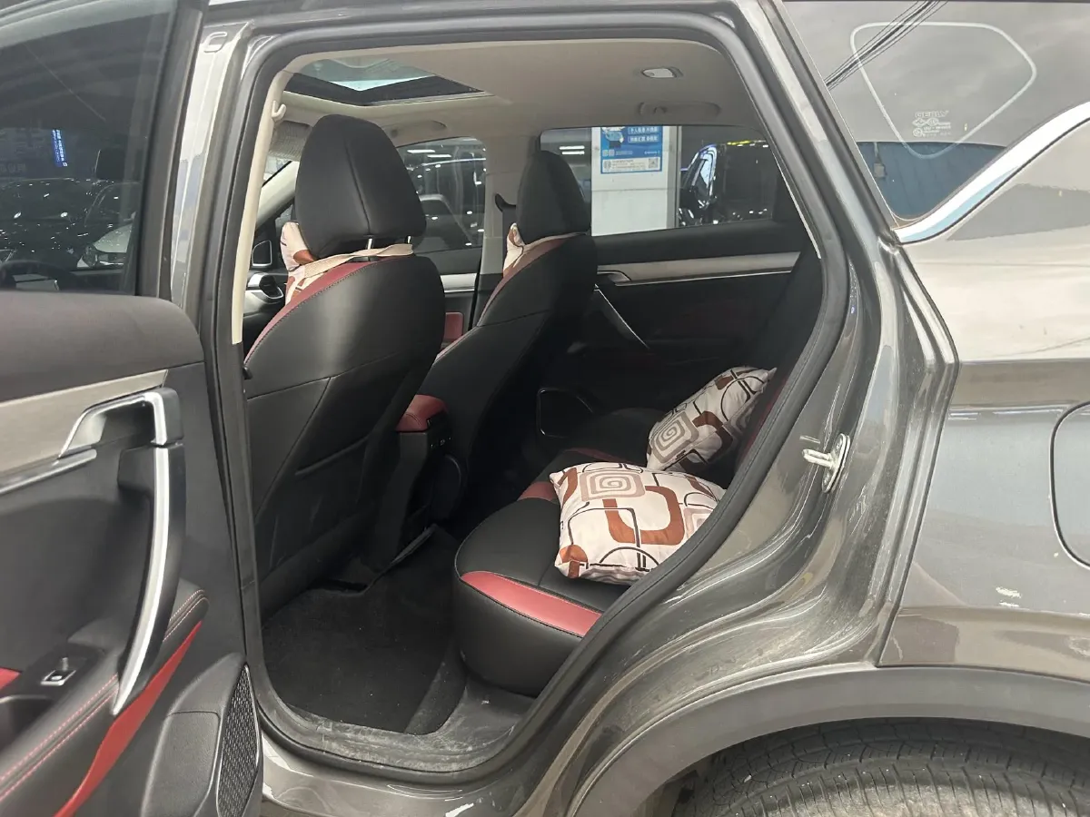 2021 Geely Coolray 1.4T 141HP L4 6DCT,autocango,china used car exporter,china ev exporter,chinese used car exporter,chinese used ev exporter