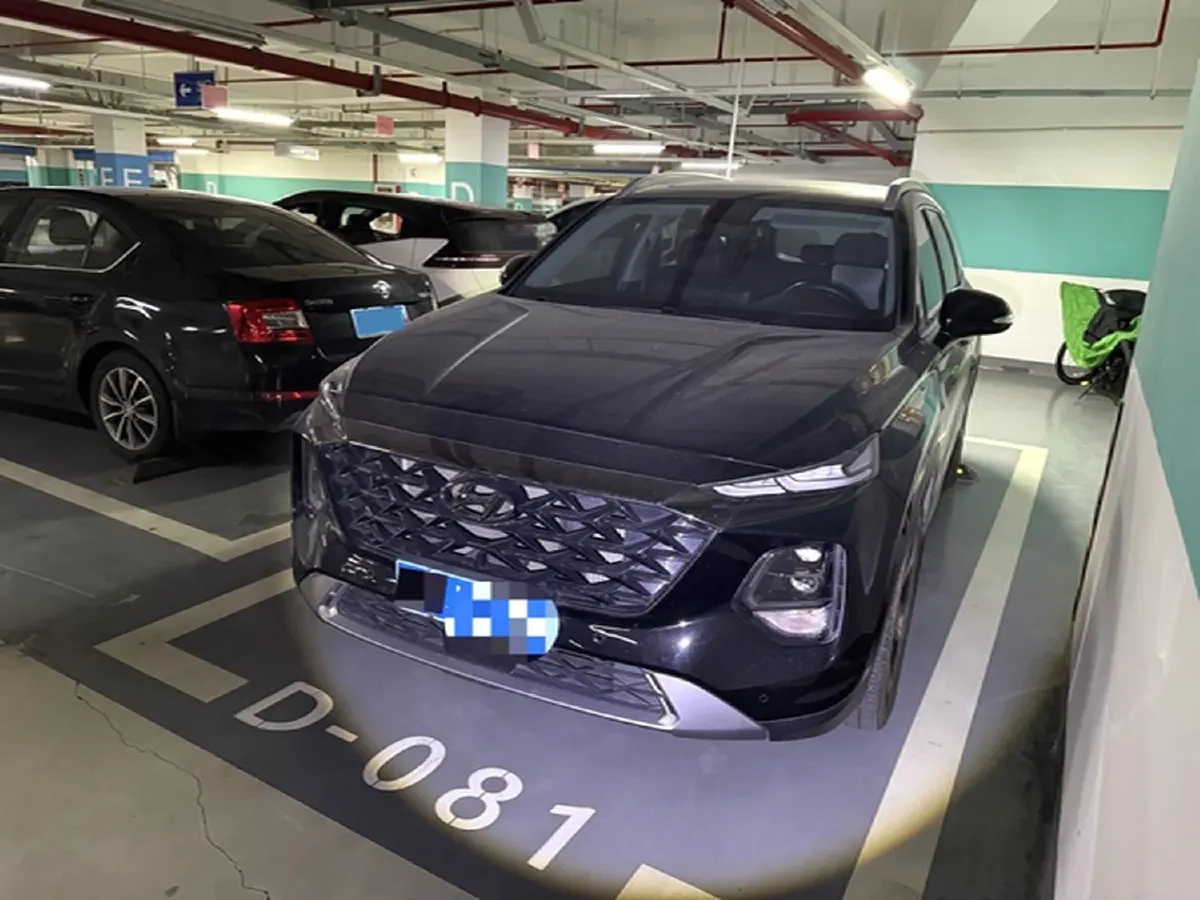 2023 Hyundai Santafe 2.0T 230HP L4 8AT,autocango,china used car exporter,china ev exporter,chinese used car exporter,chinese used ev exporter