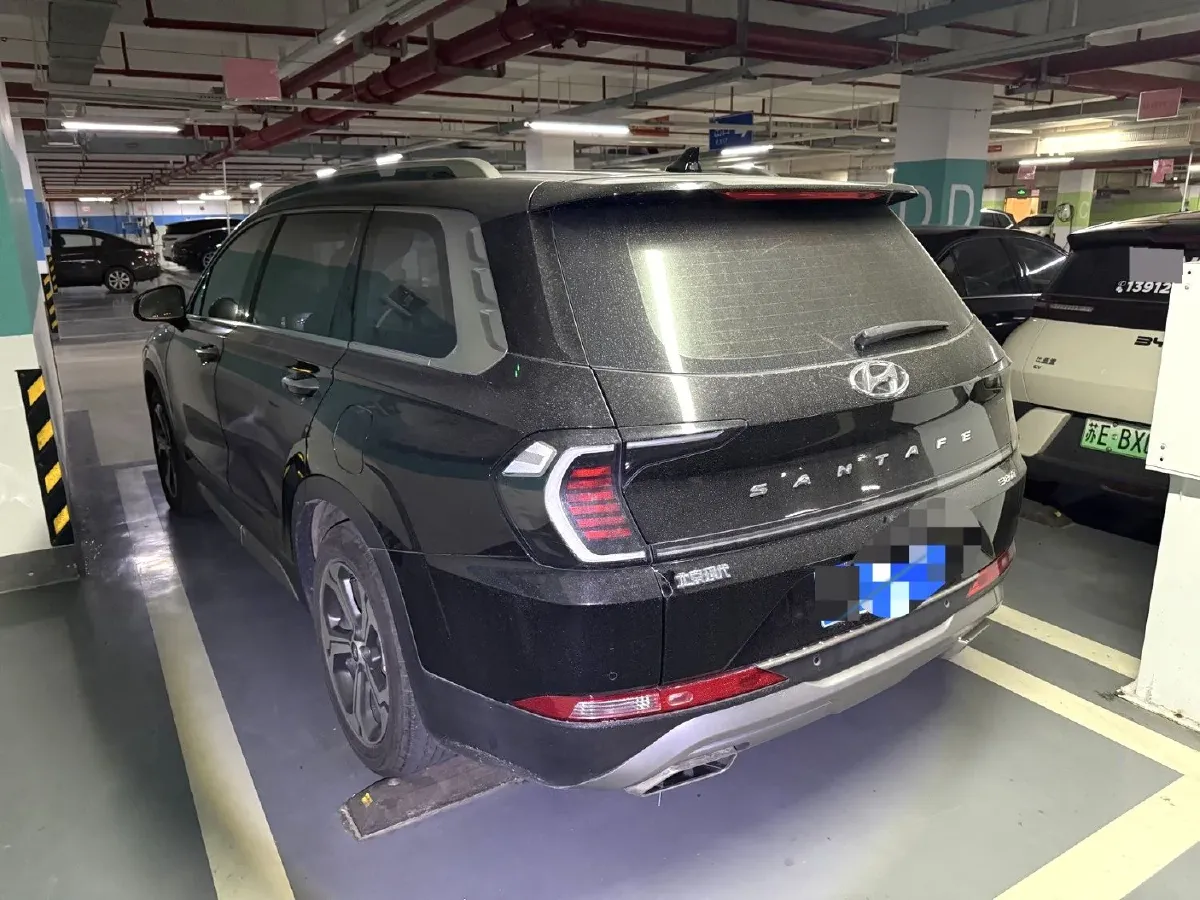 2023 Hyundai Santafe 2.0T 230HP L4 8AT,autocango,china used car exporter,china ev exporter,chinese used car exporter,chinese used ev exporter