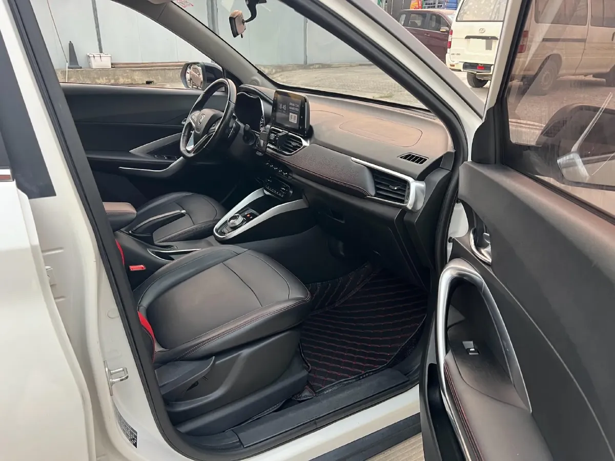2019 Geely Emgrand GS 1.8L 133HP L4 6MT,autocango,china used car exporter,china ev exporter,chinese used car exporter,chinese used ev exporter