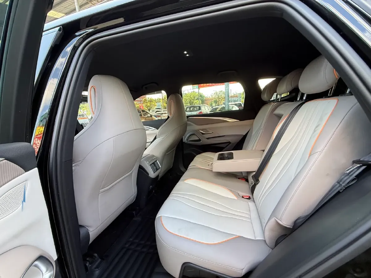 2024 BYD Song Pro 1.5L 110HP L4 E-CVT PHEV 12.9KWH,autocango,china used car exporter,china ev exporter,chinese used car exporter,chinese used ev exporter